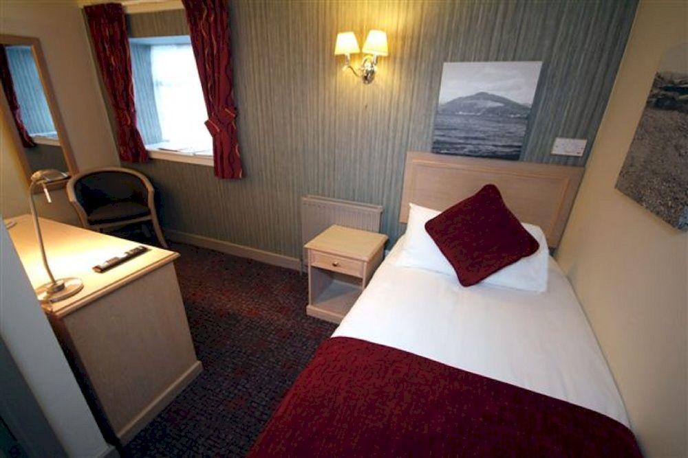 Ardencaple Hotel By Greene King Inns Helensburgh Eksteriør billede